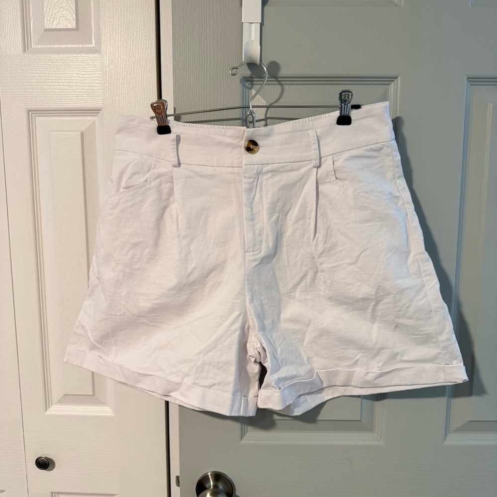 Classic White Women’s Shorts